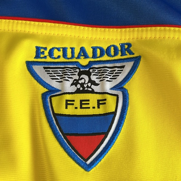 MARATHON , ECUADOR soccer ⚽️ track jacket - Picture 2 of 6